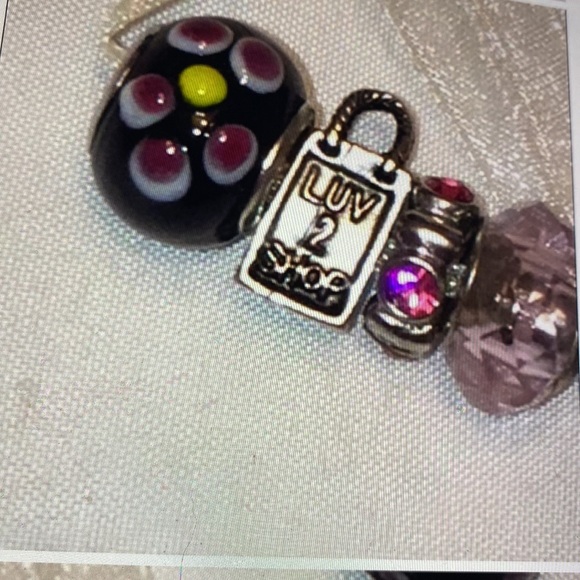 Love to shop nine beads new fits like Pandora but it is not Pandora bracelet - Picture 2 of 3